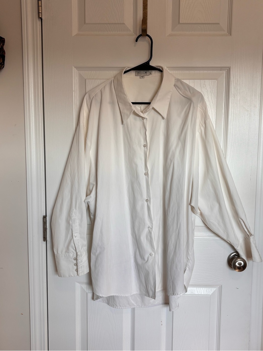 Molly Bracken women’s White Button-Down Dress Shirt